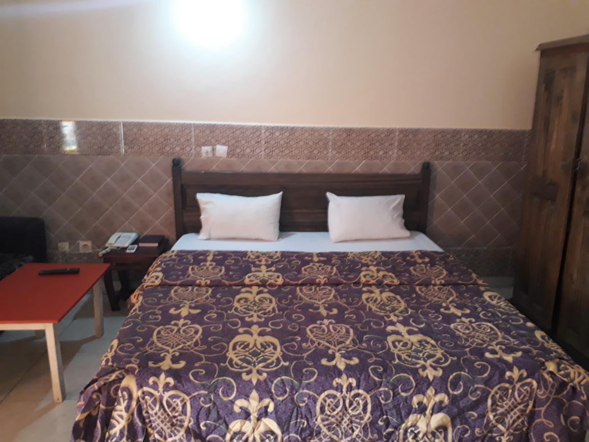 Hotel Residence Seven 7 Abidjan Luaran gambar