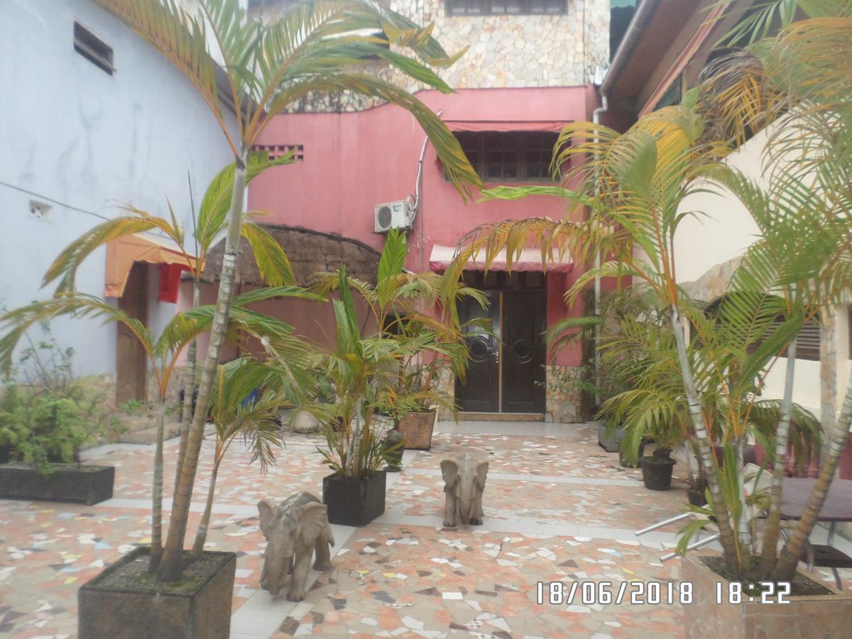 Hotel Residence Seven 7 Abidjan Luaran gambar